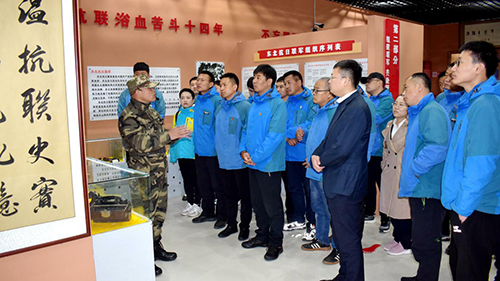 公司北景區(qū)運(yùn)營黨支部“奮斗百年路 啟航新征程--學(xué)黨史、悟思想、辦實(shí)事、開新局”寒蔥嶺密營遺址愛國主義教育實(shí)地考察主題黨日活動(dòng)